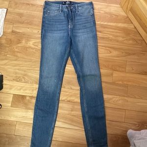 Hollister jeans 5Long mid-rise, new